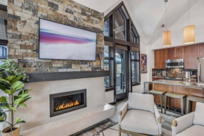 Capitol Peak 3 Bedroom 3 Bath Platinum